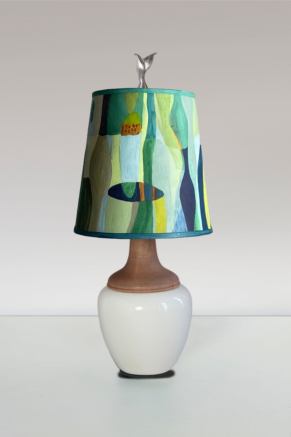 Janna Ugone &amp; Co Table Lamp Ceramic and Maple Table Lamp in Ivory Gloss with Small Drum Shade in Riviera in Citrus