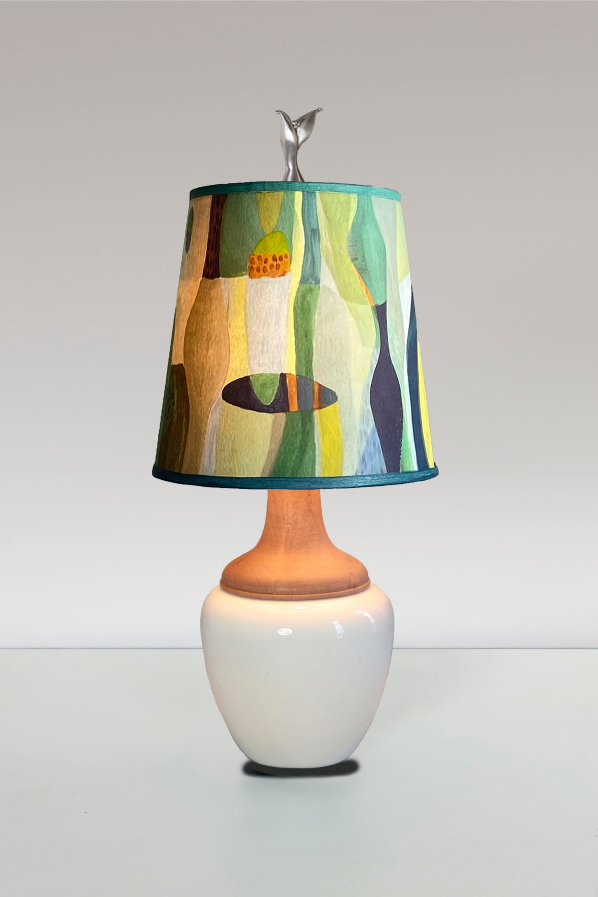 Janna Ugone &amp; Co Table Lamp Ceramic and Maple Table Lamp in Ivory Gloss with Small Drum Shade in Riviera in Citrus