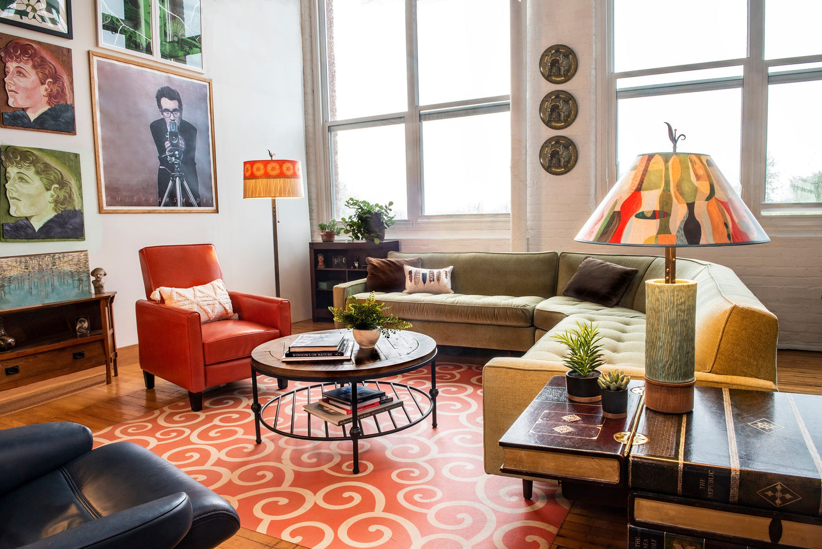 Janna Ugone & Co Table Lamp Ceramic and Wood Table Lamp with Large Conical Shade in Riviera in Poppy