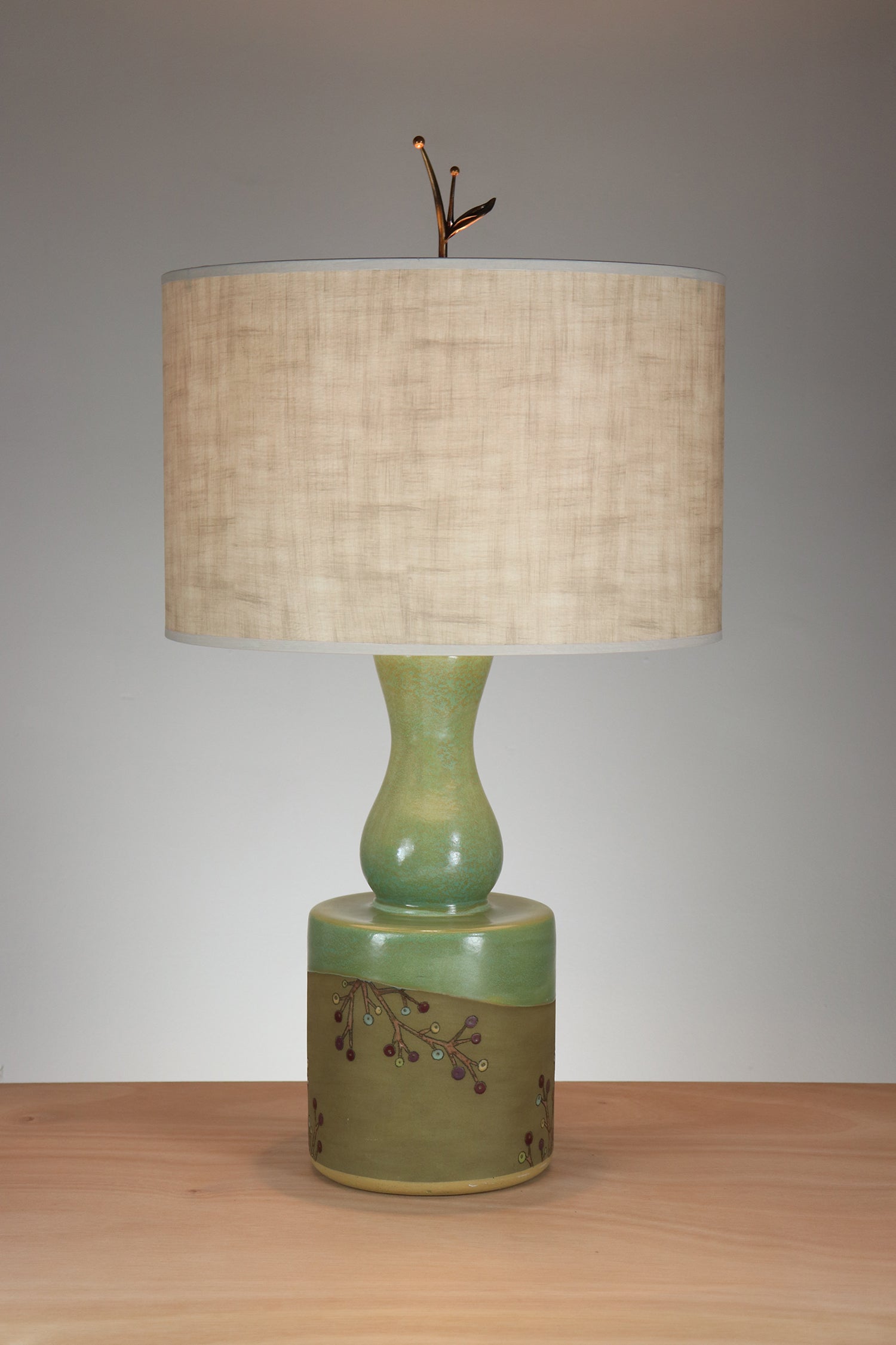 Janna Ugone & Co Table Lamp Ceramic Seaberries Table Lamp with Large Drum Shade in Linen