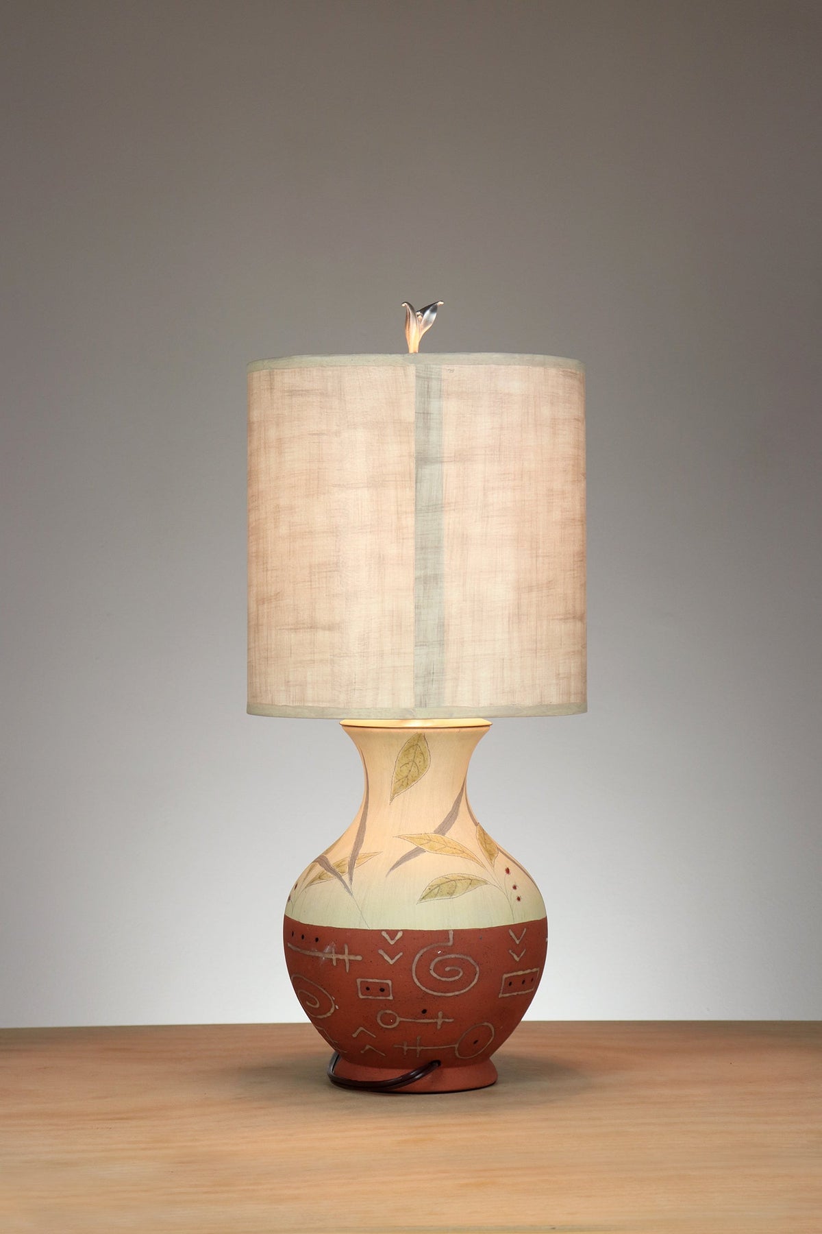 Janna Ugone &amp; Co Table Lamp Ceramic Table Lamp in June Street Border with Medium Drum Shade in Linen