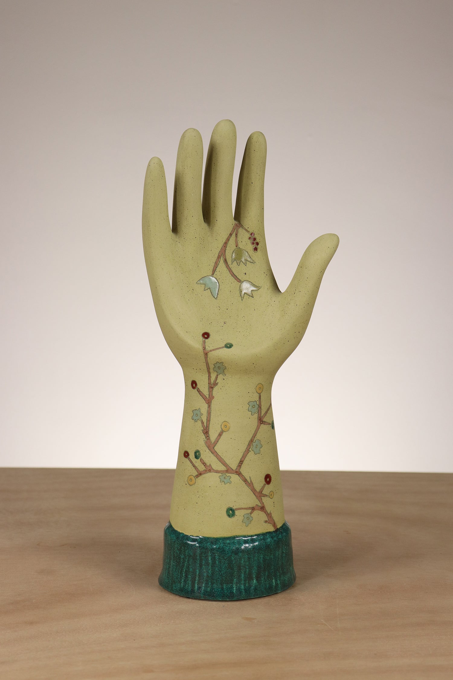 Janna Ugone & Co Large Ceramic Hand in Lucca in Citron