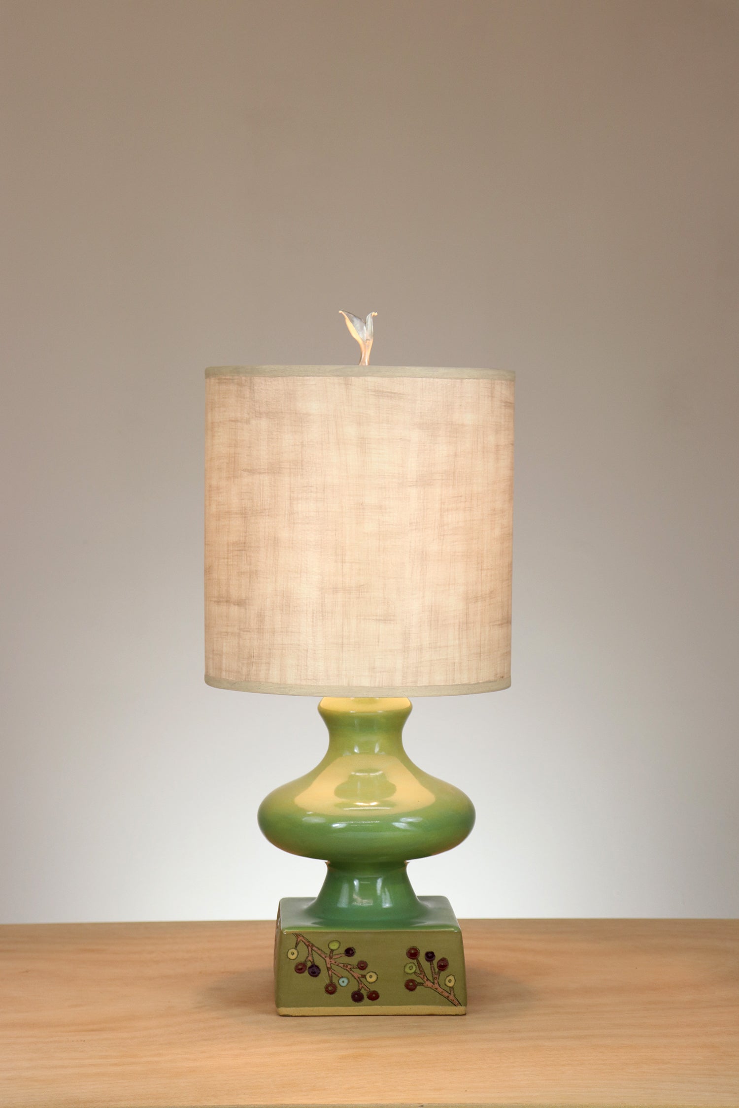 Janna Ugone & Co Table Lamp Pair of Ceramic Table Lamp in Seaberry with Medium Drum Shade in Linen